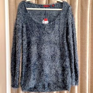 NWT RED brand sweater size large